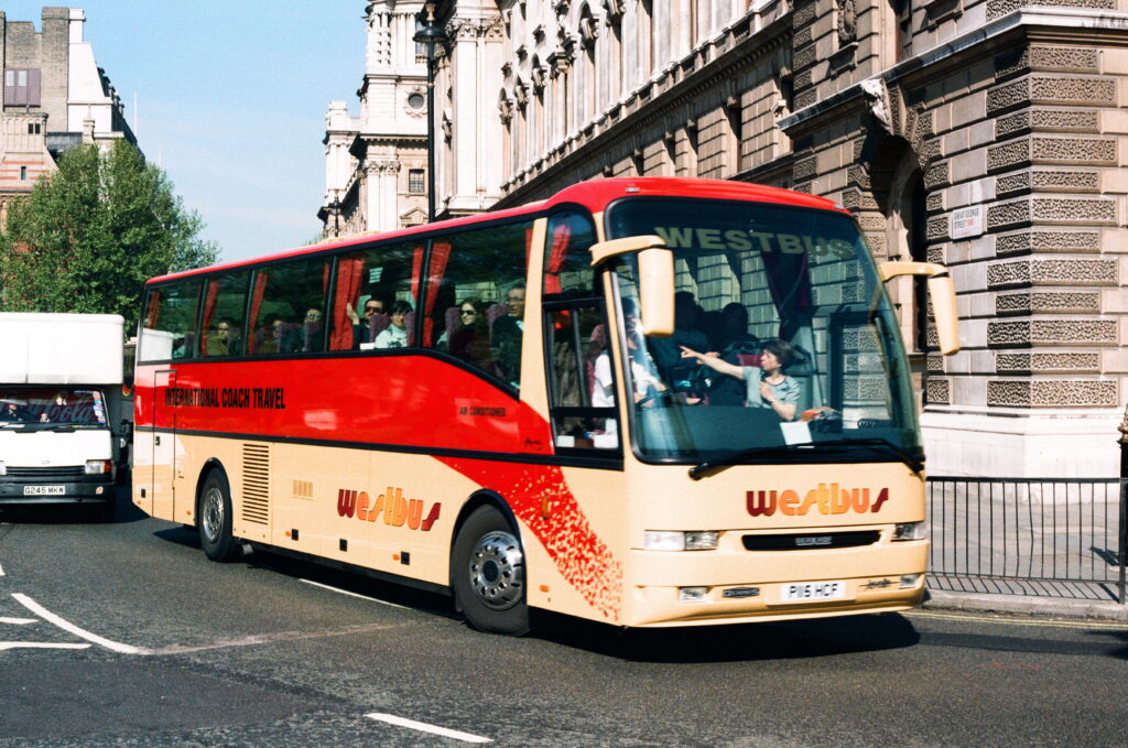 P115 HCF, 1997 Dennis Javelin Berkhof Axial.